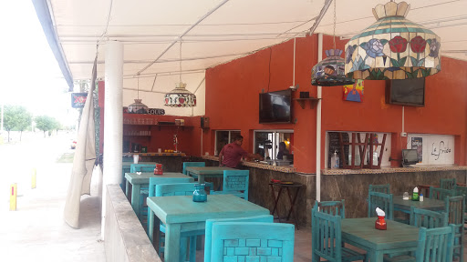 La Frida Fonda, Avenida Adolfo Ruiz Cortines 3057, Riveras del Bravo, 88240 Nuevo Laredo, Tamps., México, Restaurante de comida para llevar | TAMPS
