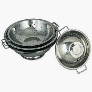  8 Qt. Stainless Steel Footed Colander