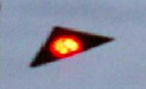 Ufo Sighting In Bundaberg North Queensland On October 20Th 2013 Chrome Sphere With No Sound