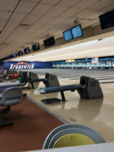 Bowling Alley «Brunswick Zone Columbia Lanes», reviews and photos, 7100 Carved Stone, Columbia, MD 21045, USA