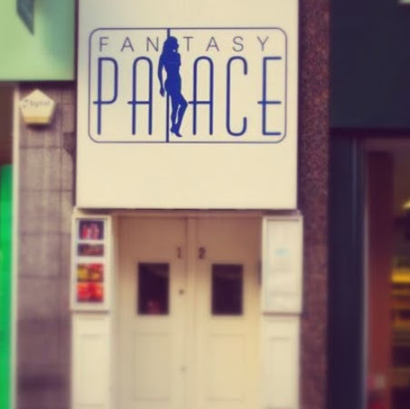 Fantasy Palace logo