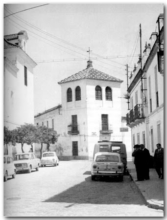 Calle Santa Ana al fondo la Torre del Olivar.  Años 70 y 2018.