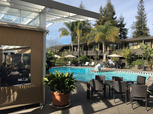 Traditional American Restaurant «Dinah’s Poolside Restaurant», reviews and photos, 4261 El Camino Real, Palo Alto, CA 94306, USA
