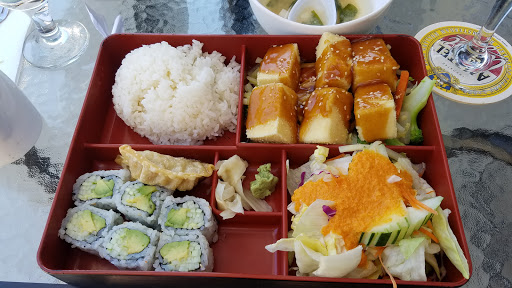 Sushi Restaurant «T & O Thai & Japanese», reviews and photos, 140 Jericho Turnpike, Syosset, NY 11791, USA