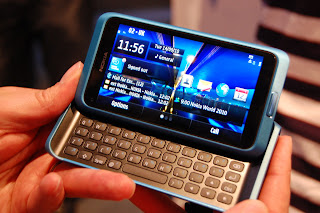 Nokia E7 smartphone review