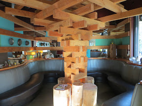 jenga lounge at the bent brick, neighborhood tavern, northwest portland