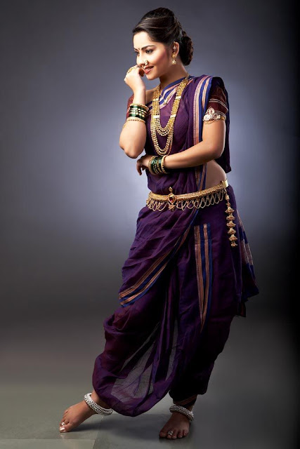 Actress Sonali Kulkarni Saree Photos
