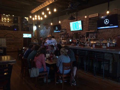 Bar & Grill «City Tavern», reviews and photos, 109 Newnan St, Carrollton, GA 30117, USA