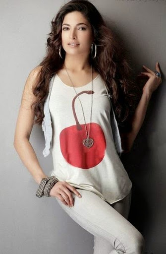Parvathy Omanakuttan Photos