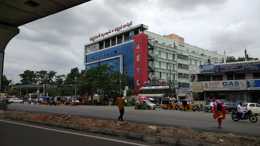 PVT Market, 11-75-145/A, National Highway 9, HUDA Complex, Saroornagar, Hyderabad, Telangana 500035, India, Textile_Exporter, state TS