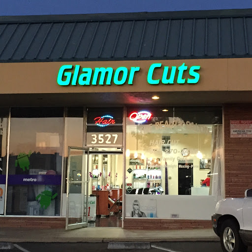 Glamor Cuts logo