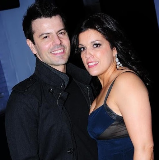 Happily married husband and wife couple: Jordan Knight and Evelyn Melendez