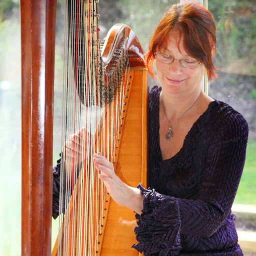 Marie-France Riboulet Harpist