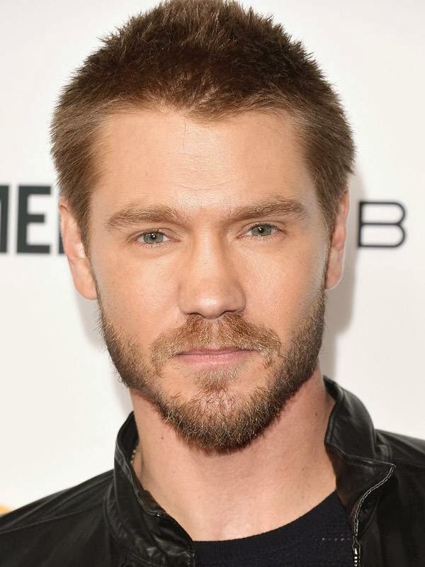 Chad Michael Murray arrives to attend the premiere of Cavemen at the ArcLight Cinemas in Hollywood, California. Chad Michael Murray arrives to attend the premiere of Cavemen at the ArcLight Cinemas in Hollywood, California.