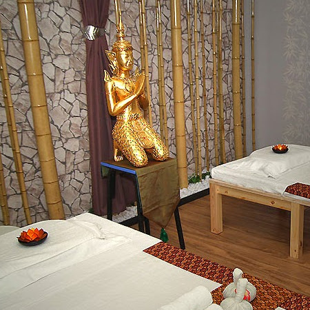 Thai-Massage Monthatong