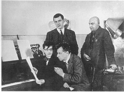 D+Sostakovici+V++Meyerhold++V+Maiakovski+A+Rodcenko.jpg