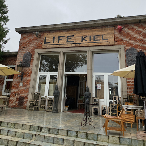 LIFE Möbeloutlet Kiel logo