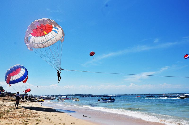 Parasailing Fun