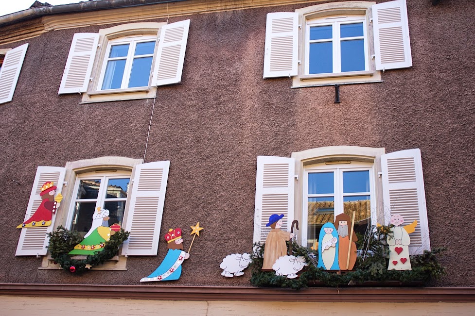 Новый год в Эльзасе, весенний день в Швейцарии и Рождество в Германии