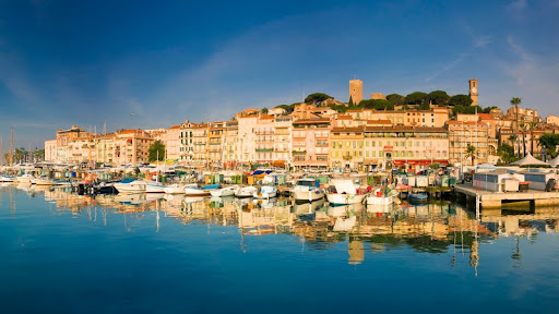 Vieux Port and Old Quarter of Le Suquet, Cannes, France.jpg