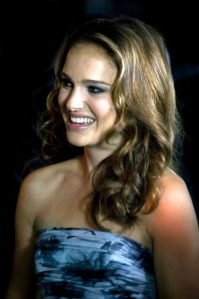 Natalie Hershlag Hebrewborn June 9 1981 Better Known By Her Stage Name Natalie Portman Is An Israeli And American Natalie Hershlag Hebrewborn June 9 1981 Better Known By Her Stage Name Natalie Portman Is An Israeli And American