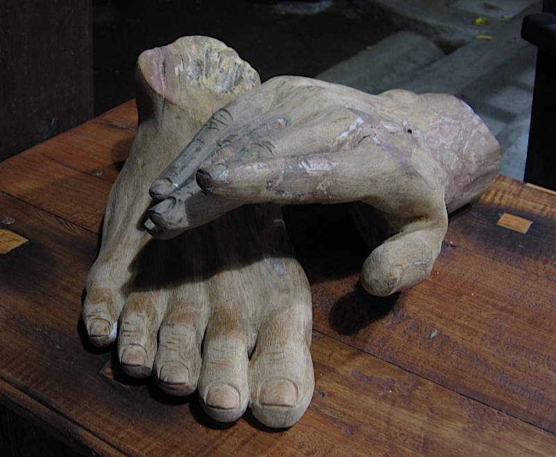 hand and foot sculptures at Casa San Pablo