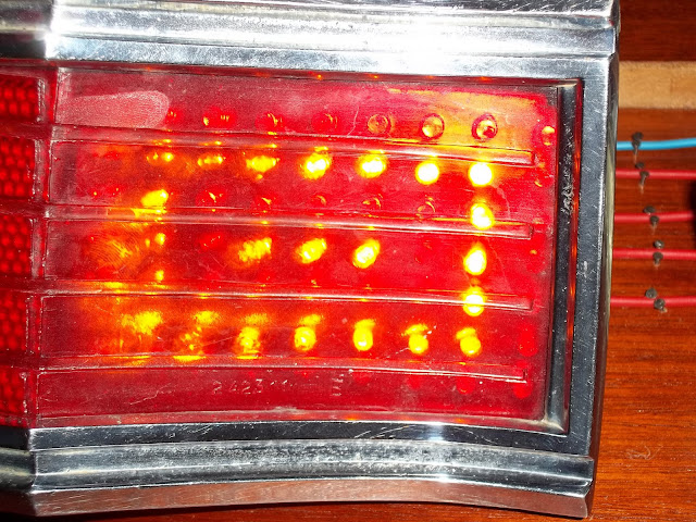 [VENDA] Lanterna e/ou Setas com LEDS para Opala / Caravan 100_0082