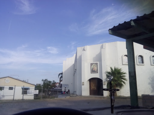 Parroquia Nuestra Señora Del Refugio, Río Níger 1101, Voluntad y Trabajo 3, 88177 Nuevo Laredo, Tamps., México, Lugar de culto | TAMPS