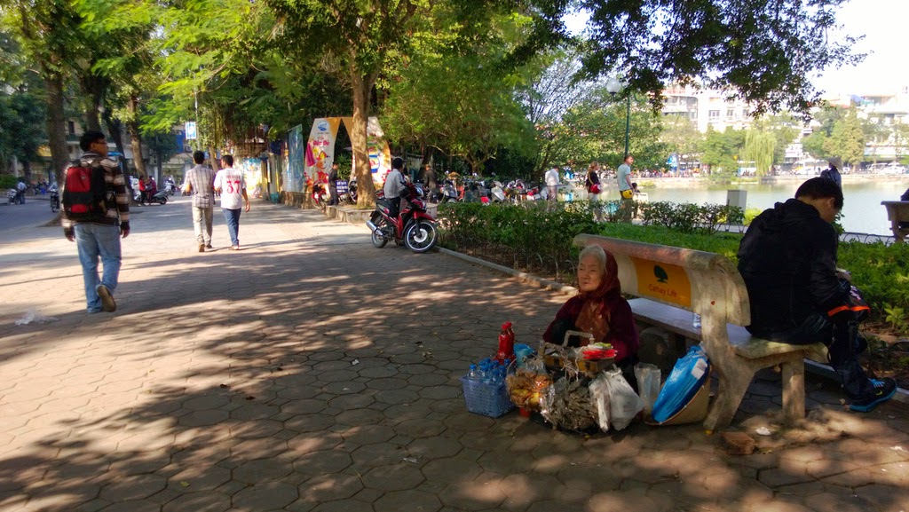Giới hạn nào cho máy ảnh điện thoại - so sánh với ... hỏa khí: súng ngắn. WP_20121112_044.