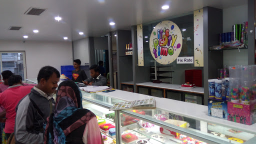 Chakor Bakery, 420,somwar,peth.Satara, Near phutka talav, Satara, Maharashtra 415002, India, Bakery_and_Cake_Shop, state MH