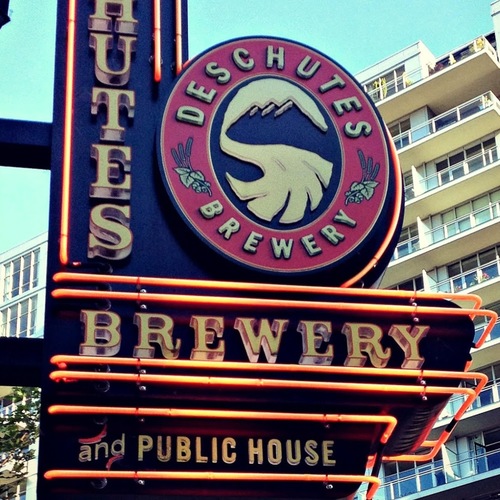 Deschutes Brewery Portland Public House logo