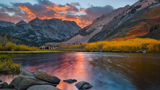 North Lake in Flames, Bishop, California.jpg