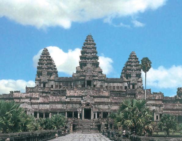 Les plus grandes pyramides dans le monde (PHOTOS) Cambodge+-+Temple+d%27Angkor+Vat