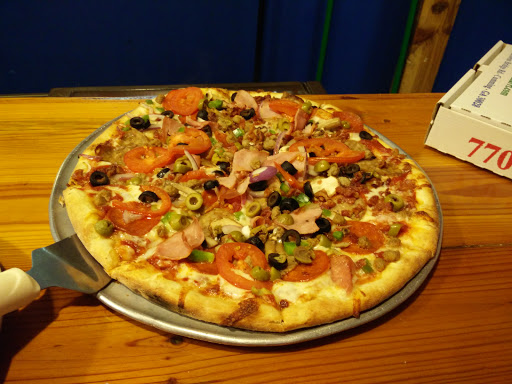 Pizza Restaurant «Pizzeria Azzurri», reviews and photos, 3560 Browns Bridge Rd #1200, Cumming, GA 30028, USA