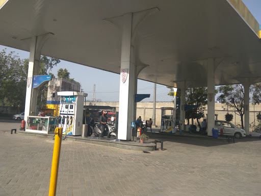 Bharat Petroleum Fuel Station, NH 8, Rajokri, New Delhi, Delhi 110038, India, Petrol_Pump, state DL