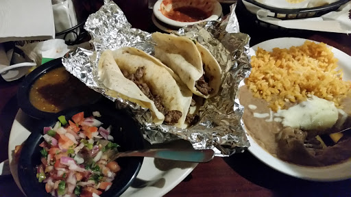Restaurant «Casa Mexico Restaurant», reviews and photos, 112 14th St NE, East Grand Forks, MN 56721, USA