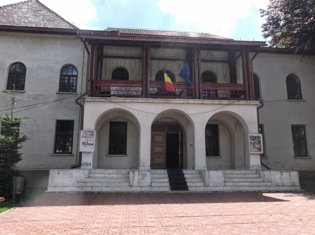 En SOLITARIO por Rumanía, Hungría, Eslovaquia & Chequia - Blogs de Europa Este - Suceava - Monasterios de Bucovina (3)
