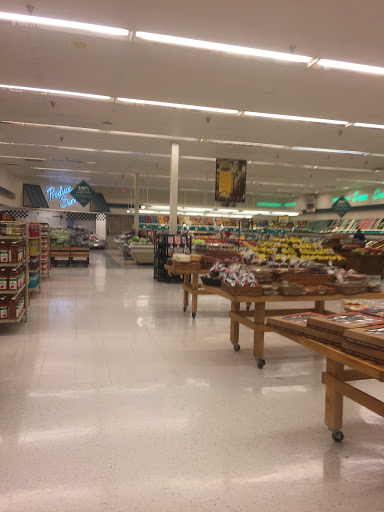 Grocery Store «Ingles Market», reviews and photos, 7173 Turner Lake Rd NW, Covington, GA 30014, USA