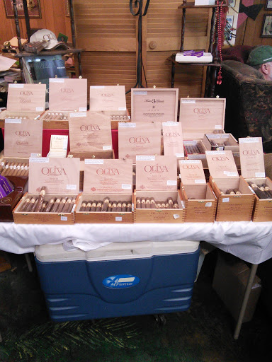 Tobacco Shop «Bayou Tobacco Inc», reviews and photos, 1152 S Acadian Thruway, Baton Rouge, LA 70806, USA