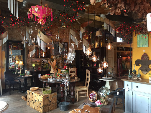 Red Tree Furniture