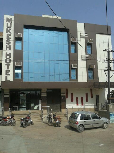 Hotel Mukesh, 24 Workshop Area,Mini Mayapuri, Opp Main Bus Stand, Sri Ganganagar, Rajasthan 335001, India, Hotel, state RJ