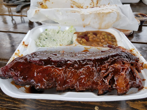 Barbecue Restaurant «Iron Pig BBQ», reviews and photos, 121 Epps St, Jefferson, GA 30549, USA