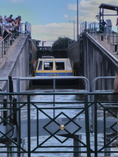 Auberge du Pont Canal