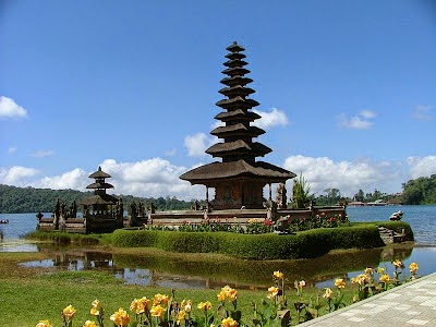 tempat liburan di sumatera utara