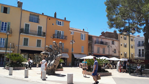 Le Papagayo