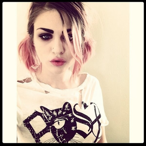 Frances Bean Photo 16