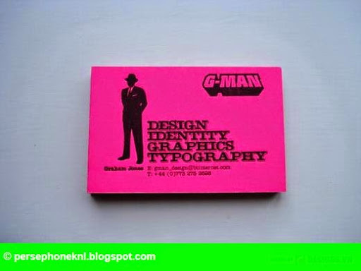 Hình 1: Rực rỡ với những danh thiếp neon Hình 1: Rực rỡ với những danh thiếp neon