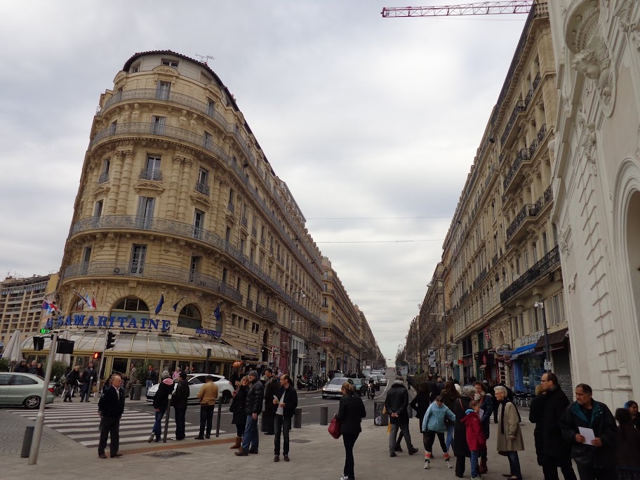 А включите-ка мне усилители качки! А подайте-ка белых пиджаков. Costa Paсifica февраль 13г