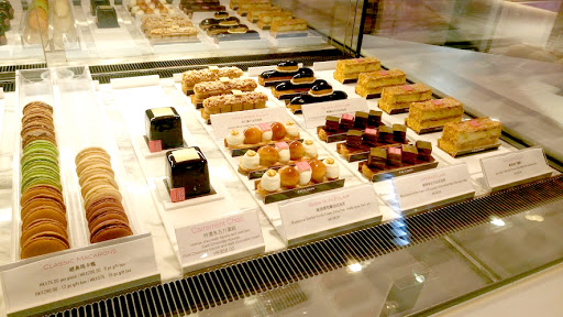 Cafe Deco