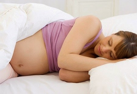 3 cách giúp mẹ bầu ngủ ngon1